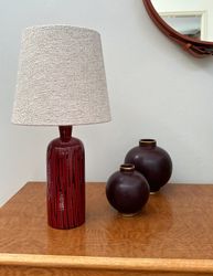 Upsala-Ekeby Stoneware Table Lamp TOKYO in red by Mari Simmulson. 1960s.