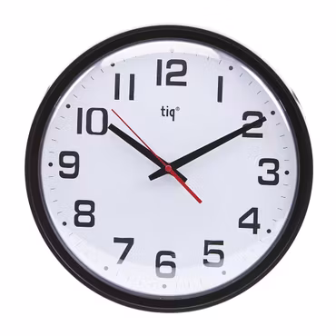 Tiq Väggklocka helt i plast, 34,8 cm - F6265R1