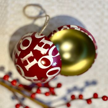 Öppningsbar julgranskula metall Emma Bridgewater HO HO HO