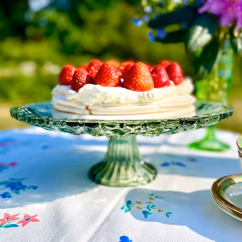 Fat på fot av pressglas