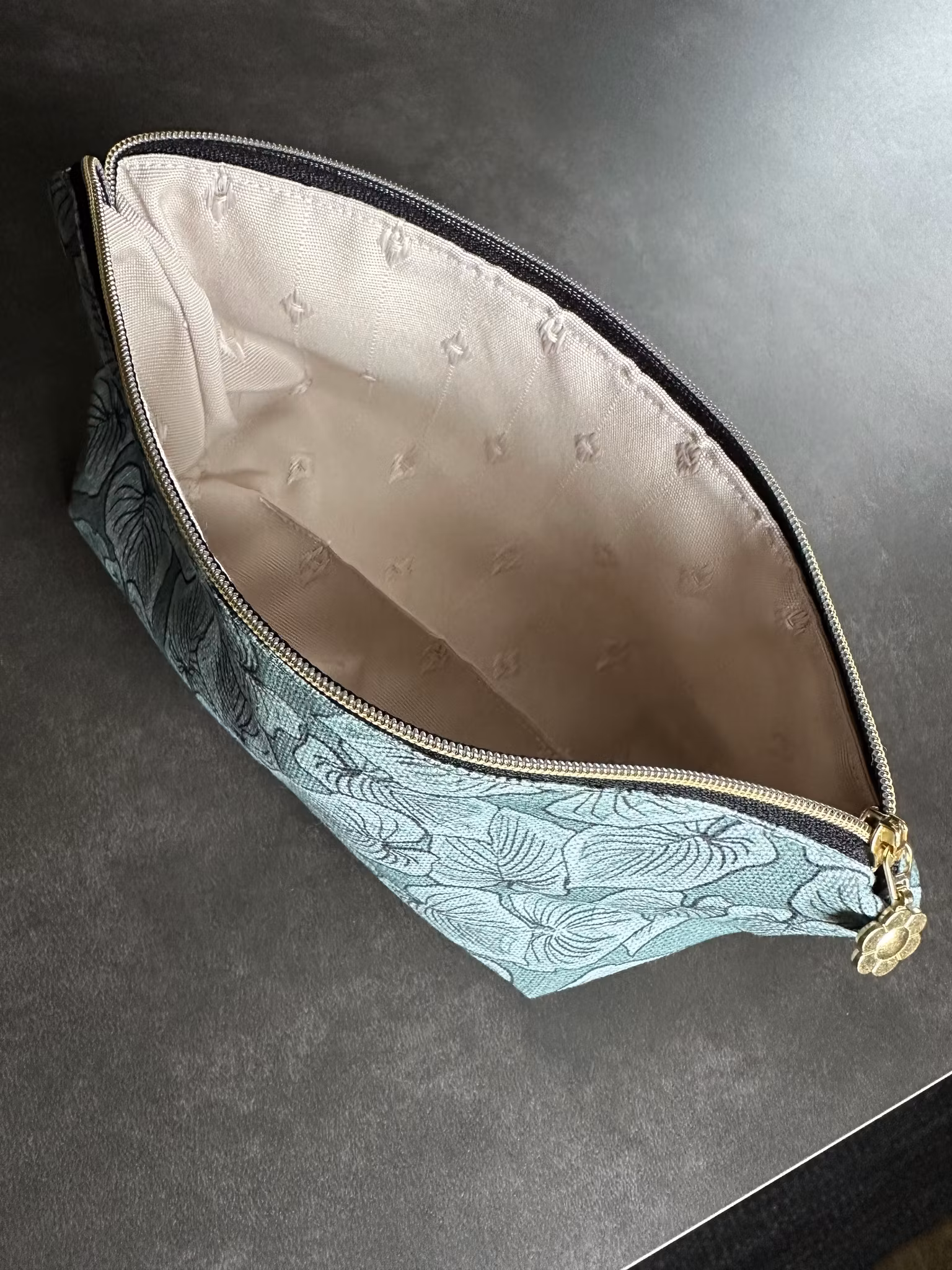 Necessär/etui funkia (S)