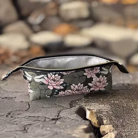 Necessär waterlily kompakt (M)