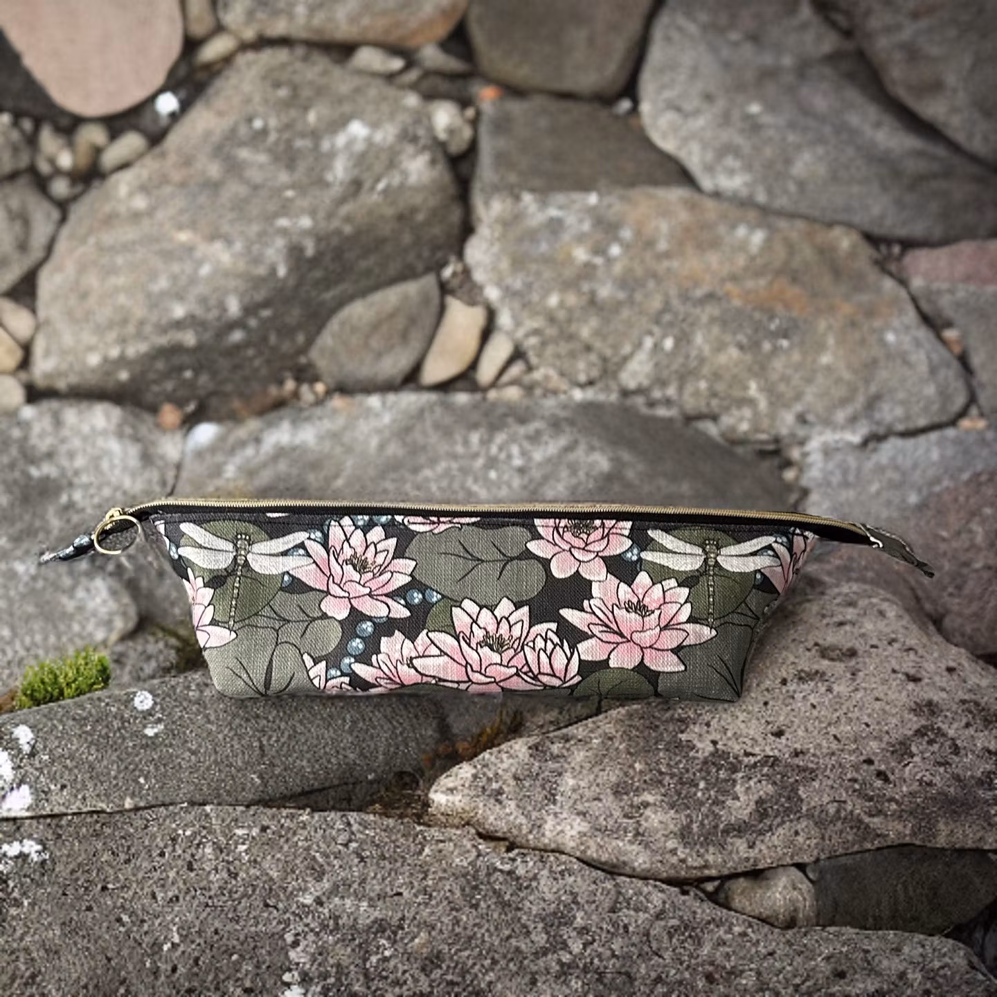 Necessär waterlily kompakt (M)