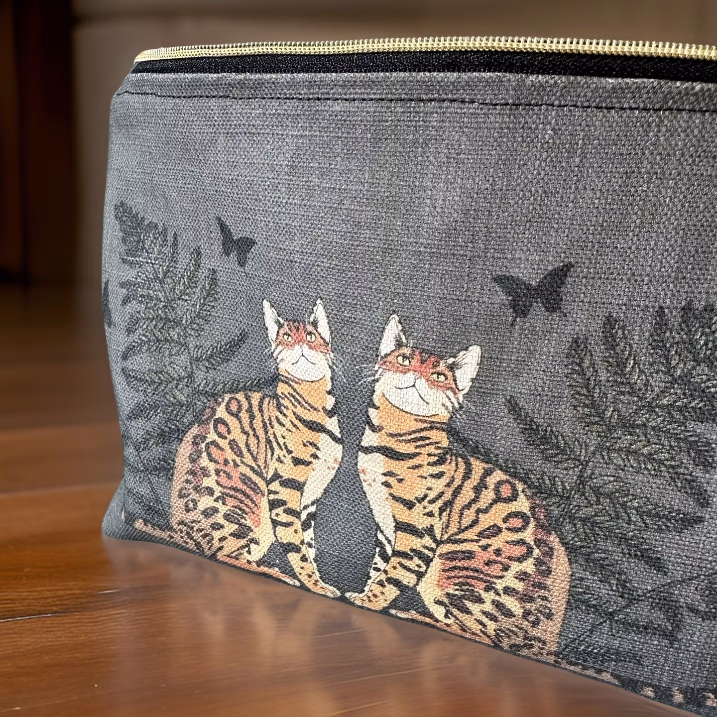 Necessär cats gold and gray (L)