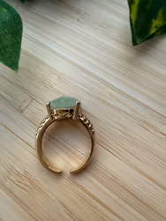 Naturstens ring