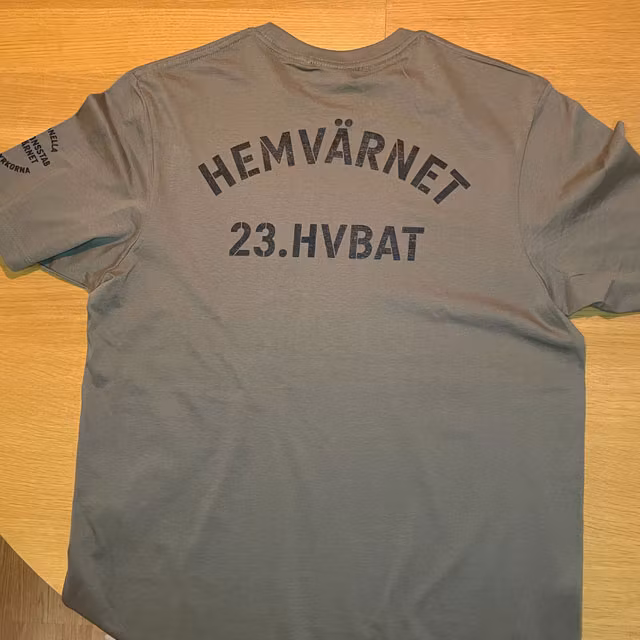 T-Shirt 23.Bat