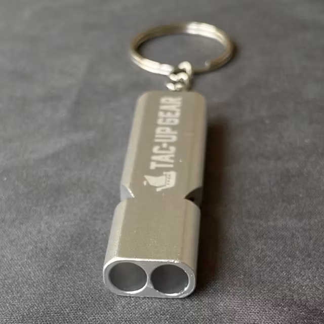 Whistle EDC Silver from TAC-UP GEAR seen from the front