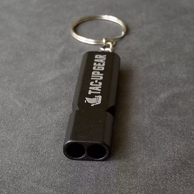 Whistle EDC Black from TAC-UP GEAR seen from the front