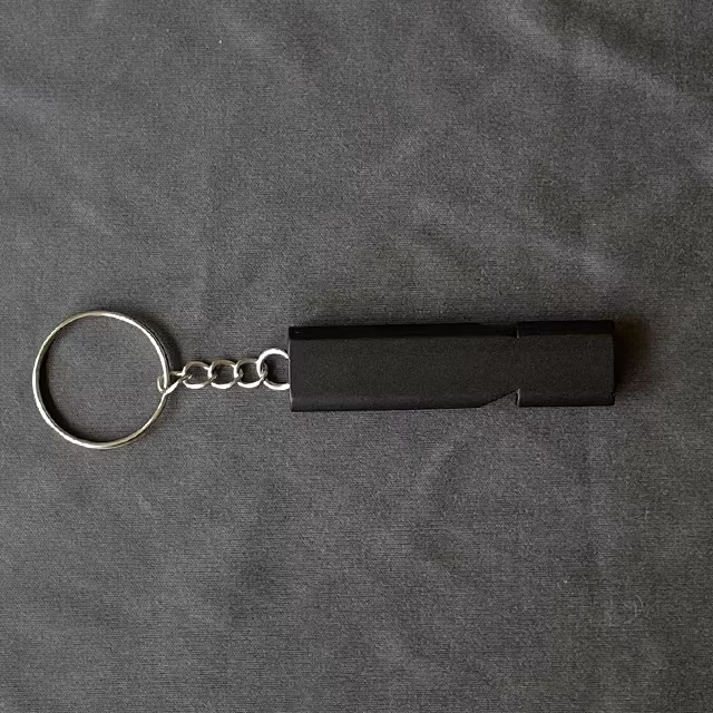 Whistle EDC Black from TAC-UP GEAR seen from the backside