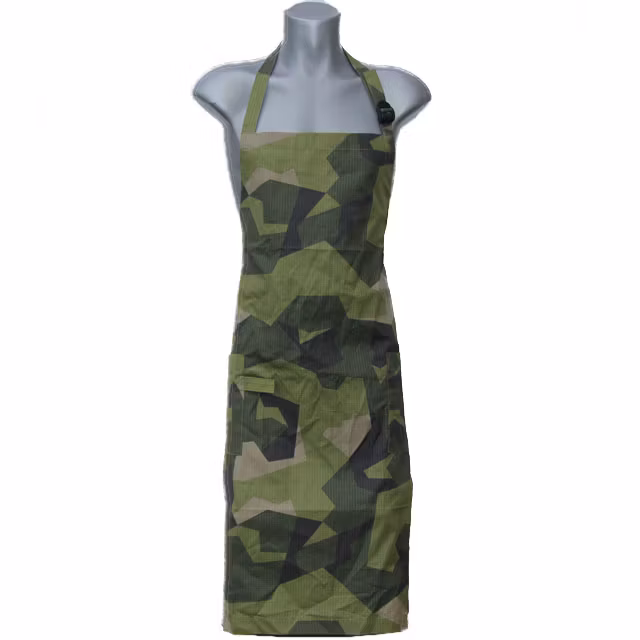 Mannequin wearing a Apron M90.