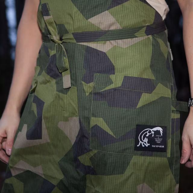 Apron M90 close up.
