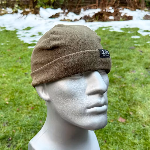 Beanie Fleece Green from TAC-UP GEAR seen at an angle on a model