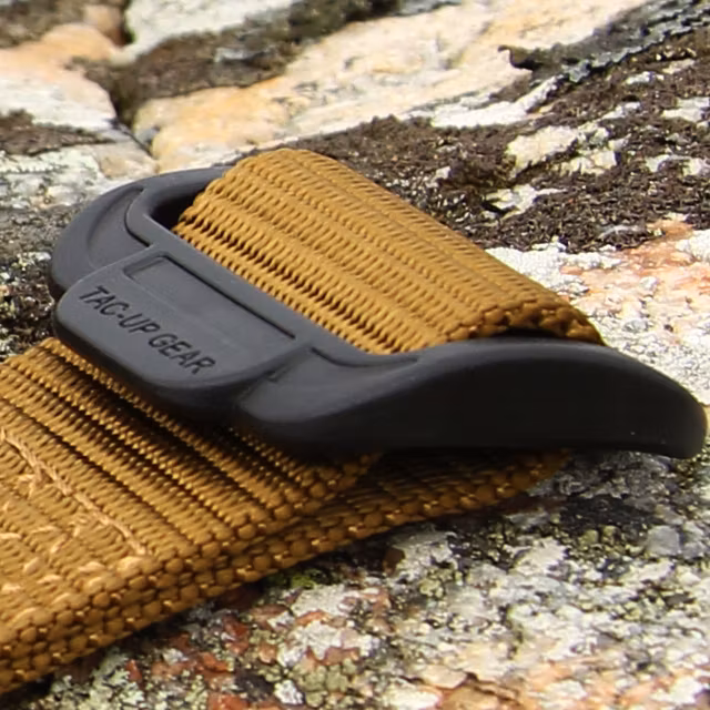 Close up of a Expedition Belt Coyote.