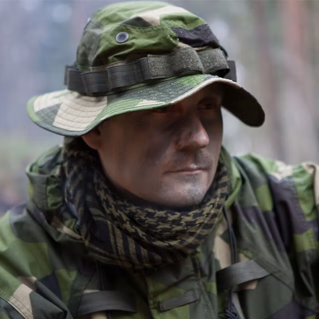 Boonie Hat NCWR M90 worn outdoors.