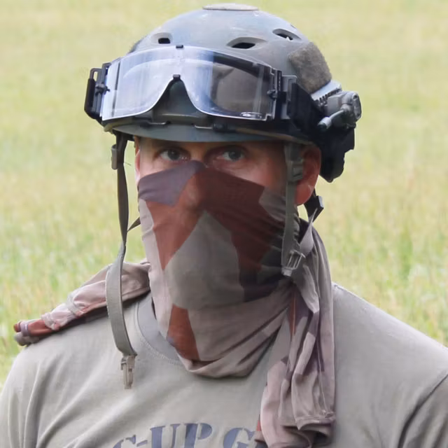 Draped over mouth and nose the Desert Scarf M90K is easy to breathe through.