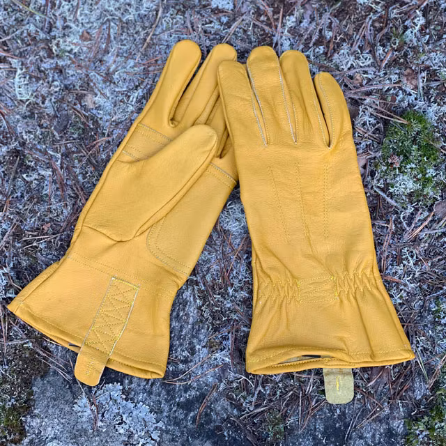 Nice looking Bushcraft Leather Glove Cavalry from TAC-UP GEAR