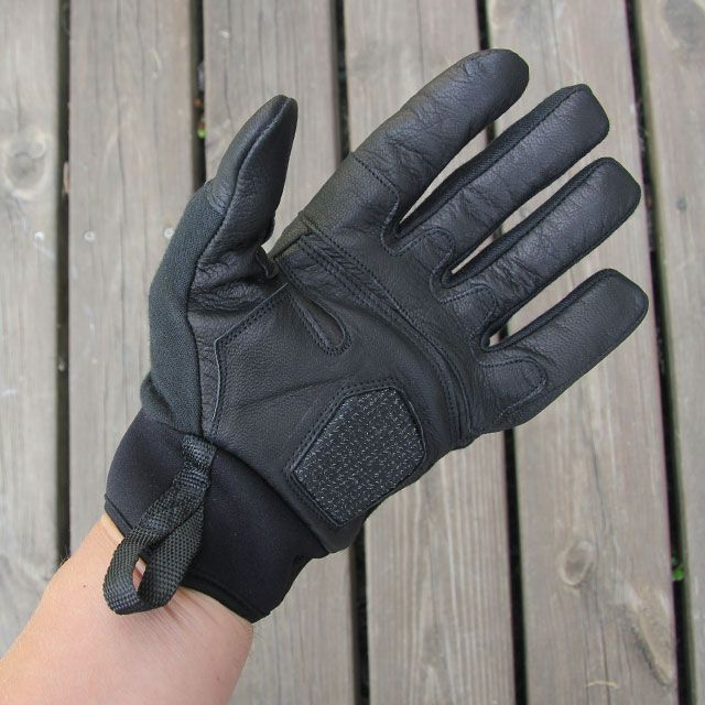 Palm area of OPPO Tactical glove.