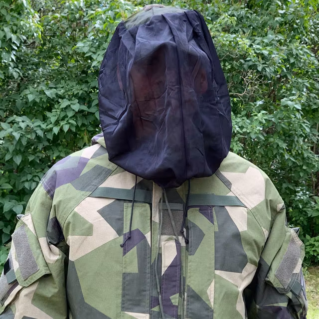 Front view of a Mosquito Head Net Black/M90