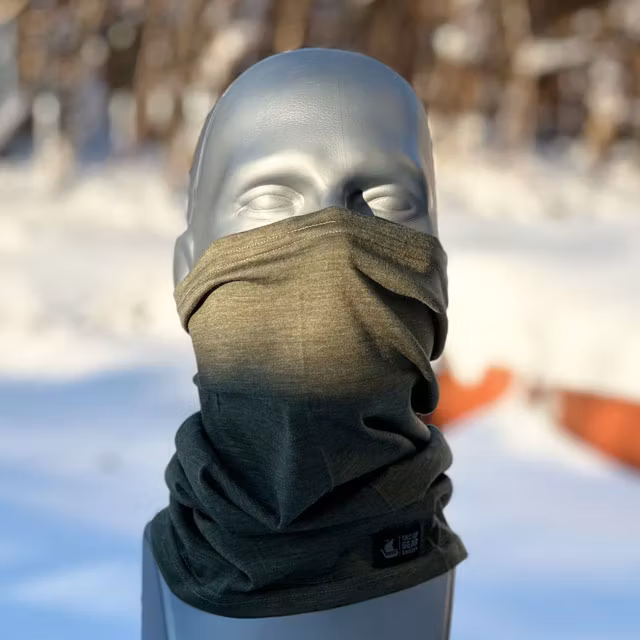 Neck Tube Merino Wool Green from TAC-UP GEAR seen from the front