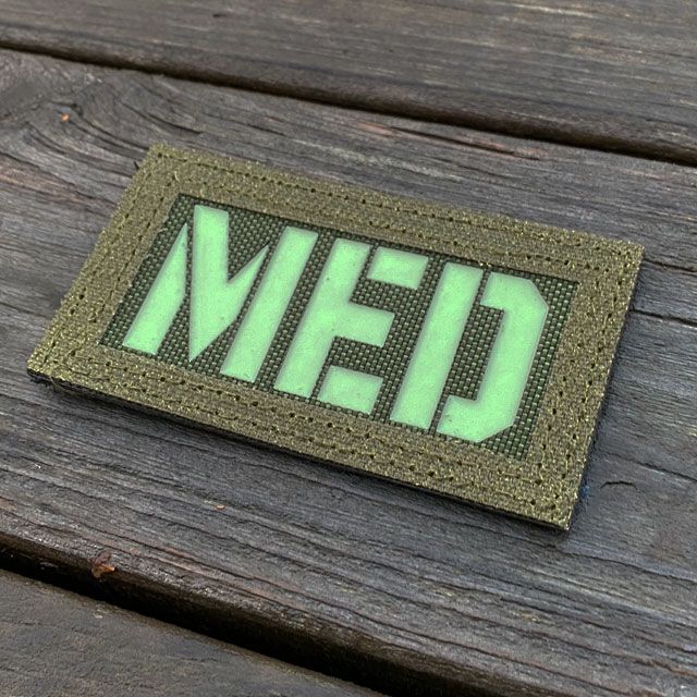IR - MED Black-Green Reversible Glow Hook Patch from the side