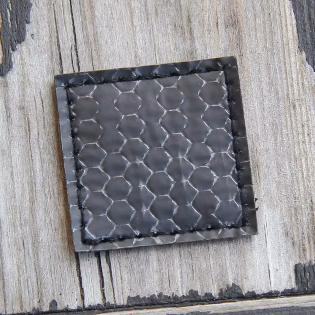 IR Tactical Glint Square - 3 cm on woddy background.