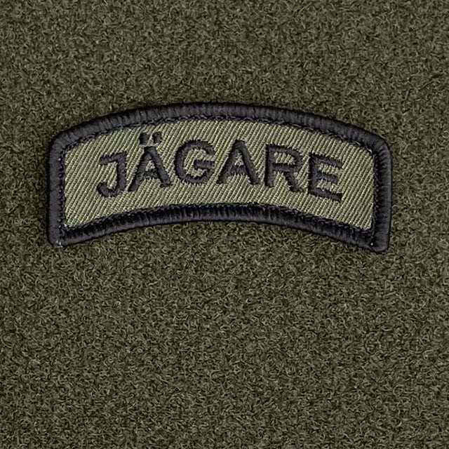 JÄGARE Hook Patch Black/Green from TAC-UP GEAR on green loop fabric