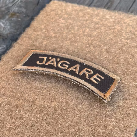JÄGARE Heritage Hook Patch Sand / Brown