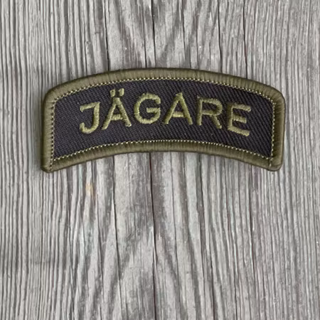 JÄGARE Sew On Patch Green / Black