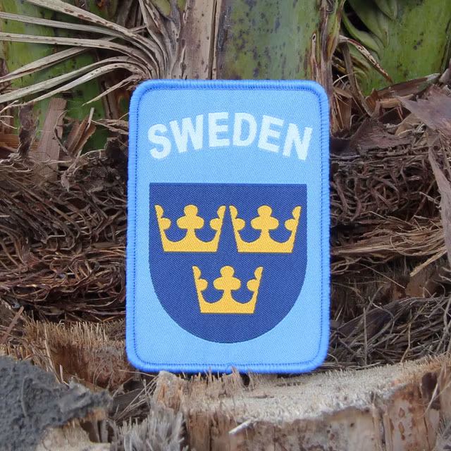Plamtree background and a Sweden Hook Patch UN Blue.