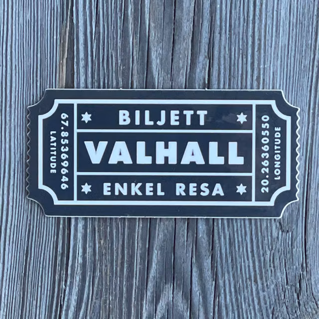 Sticker Biljett Valhall Svart/Vit sedd rakt framifrån