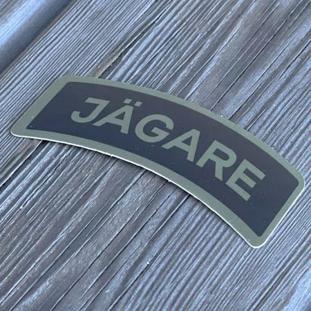 JÄGARE Tab Vinyl Sticker - Green/Black