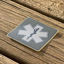Sticker MEDIC Subdued Green Star Mesh