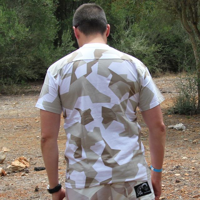 Backside of a T-Shirt M90 Arctic Winter.