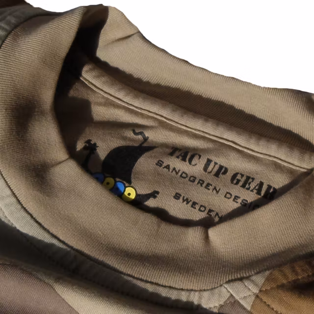 Neck area on a T-Shirt M90K Desert.