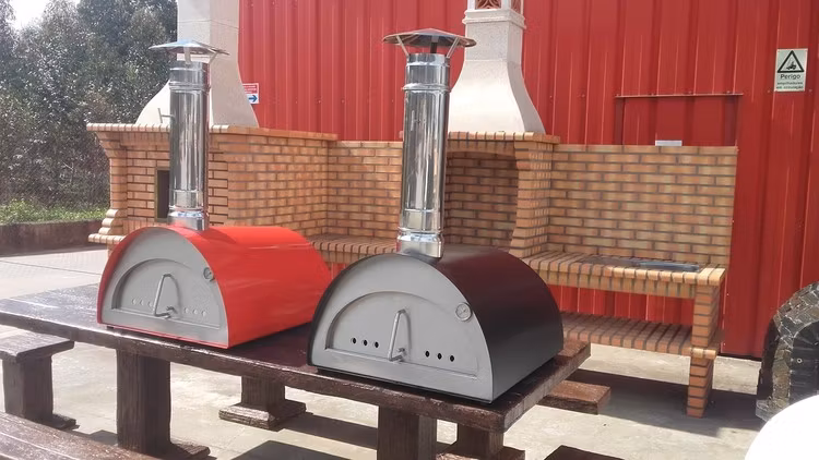 Pizzaugn inox svart. Ord 12900 kr.