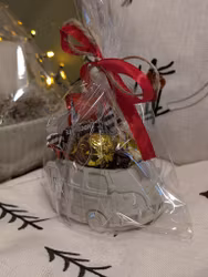 StenBuss med godis Inslagen