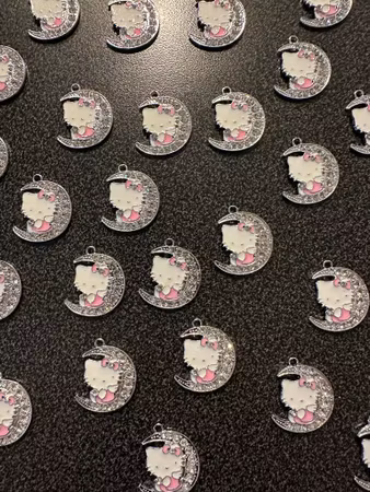 BERLOCK JÄTTEFIN HELLO KITTY MÅNE