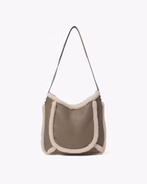 DAY ET - Medium Faux Shearling Crossbody Skulderveske