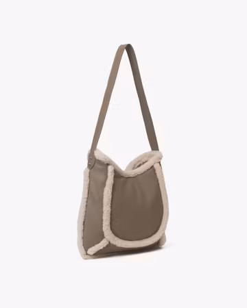 DAY ET - Medium Faux Shearling Crossbody Skulderveske