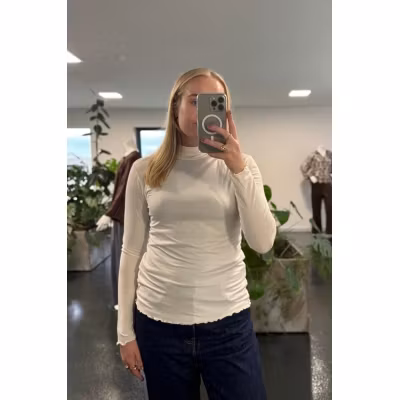 Luxzuz / Jachio Bamboo T-Shirt Cream