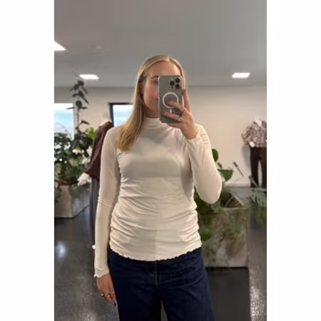Luxzuz / Jachio Bamboo T-Shirt Cream