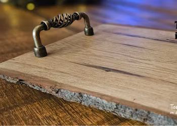 Serveringsbricka i ek