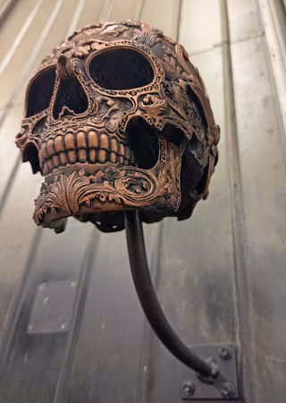 3D-printad hjälmhållare Dödskalle – väggmodell!