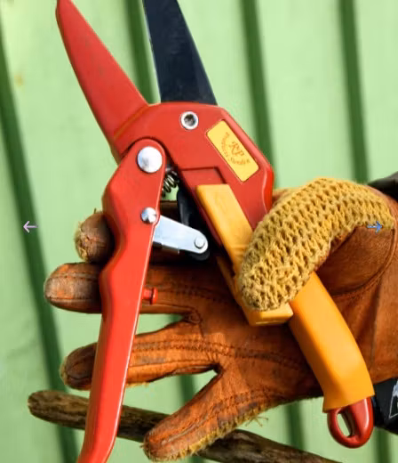 3 stegs sekatör. Ord pr 290 kr