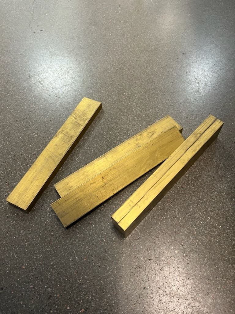 Mässing plattstång 30x10