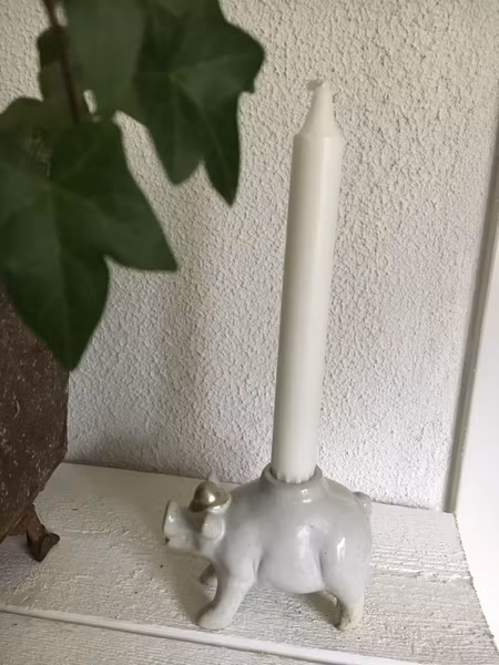 Ljusstake gris