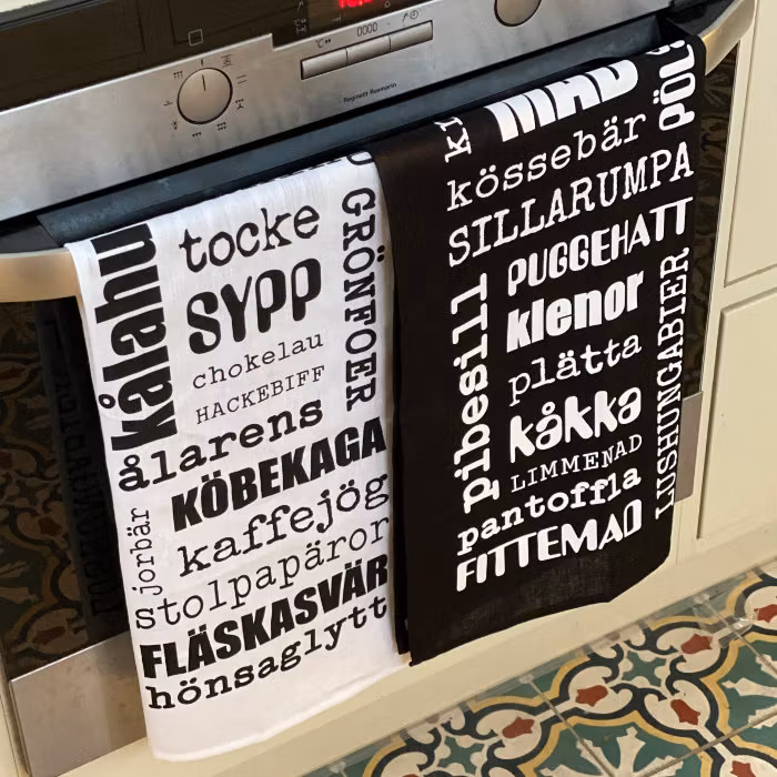 Handduk kökshandduk diskhandduk text skånska ord vit