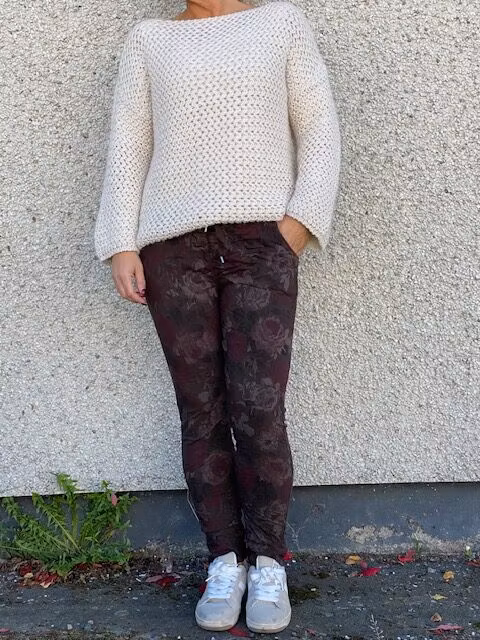 Blommig magisk byxa - brun/vinröd/taupe