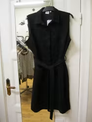 Lång väst i fuskmocka - svart