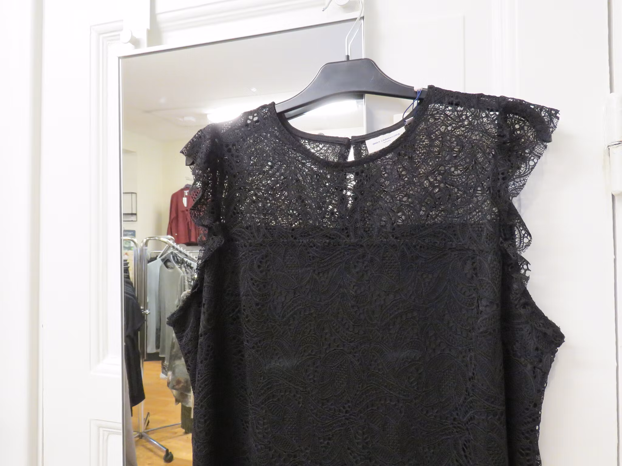 Spetsklänning - svart